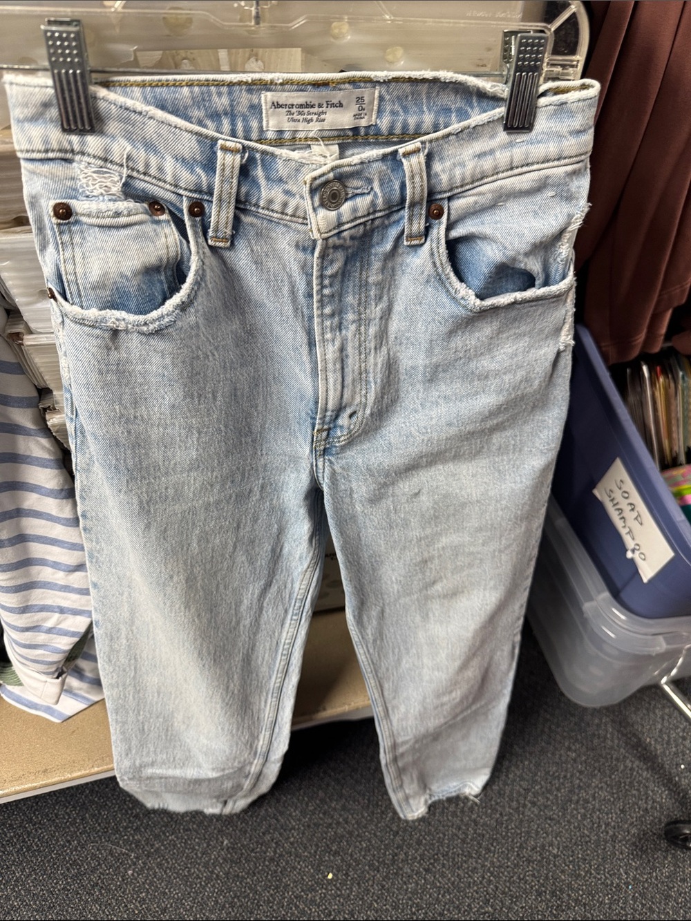 Abercrombie and fitch ‘90s straight curve love jeans 0 // 101160
